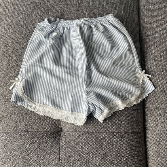 Pants - White and Blue Striped Shorts with Lace Detail